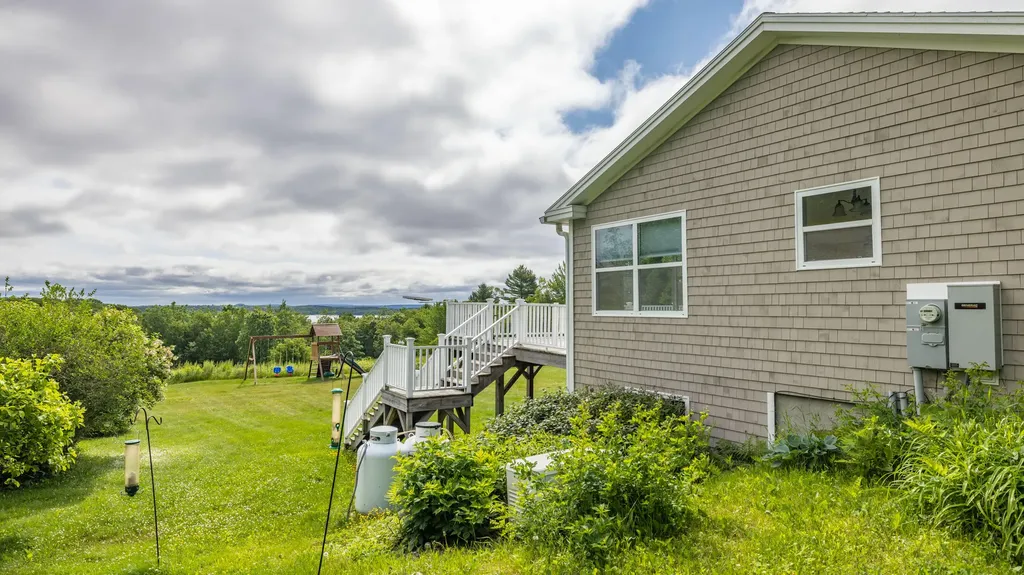 104 Upper Bluff Road Northport ME 04849