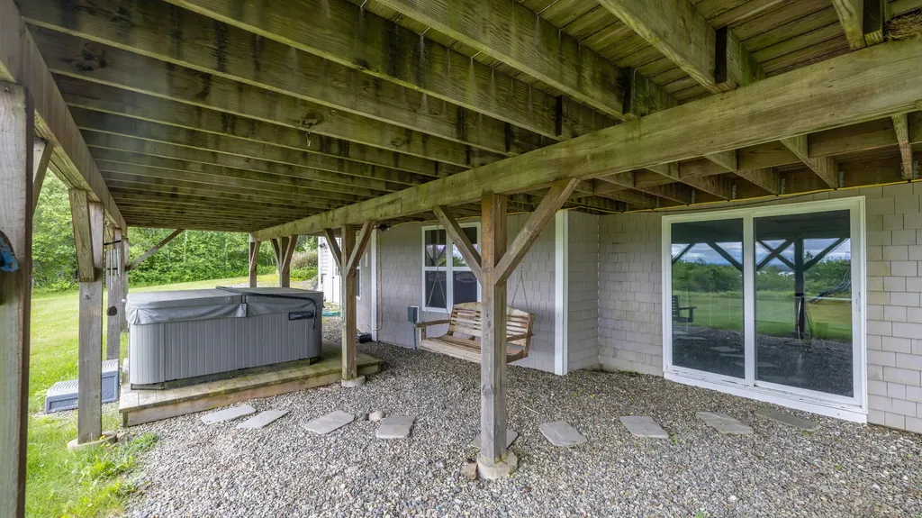 104 Upper Bluff Road Northport ME 04849