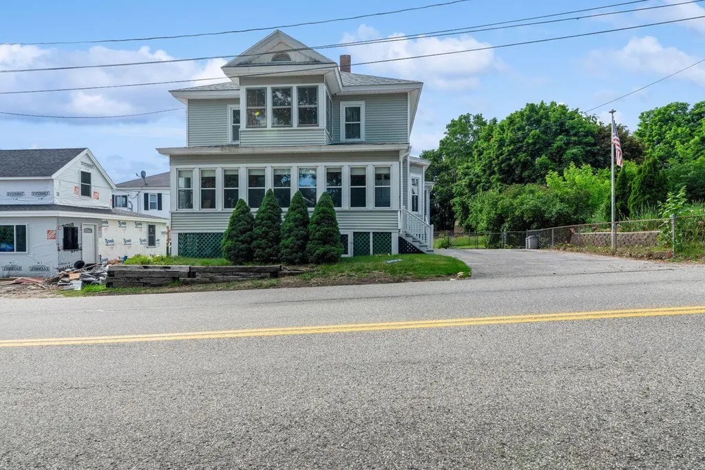 138 Emery Street Sanford ME 04073
