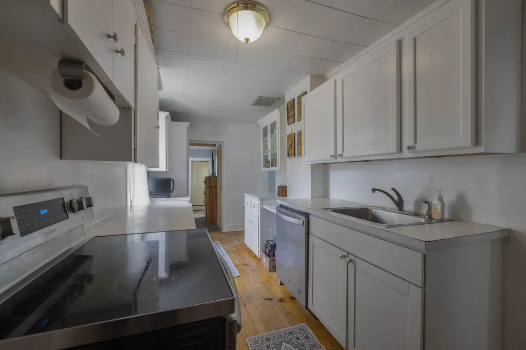 58 S Monmouth Road Monmouth ME 04259