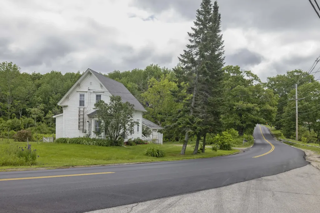 58 S Monmouth Road Monmouth ME 04259