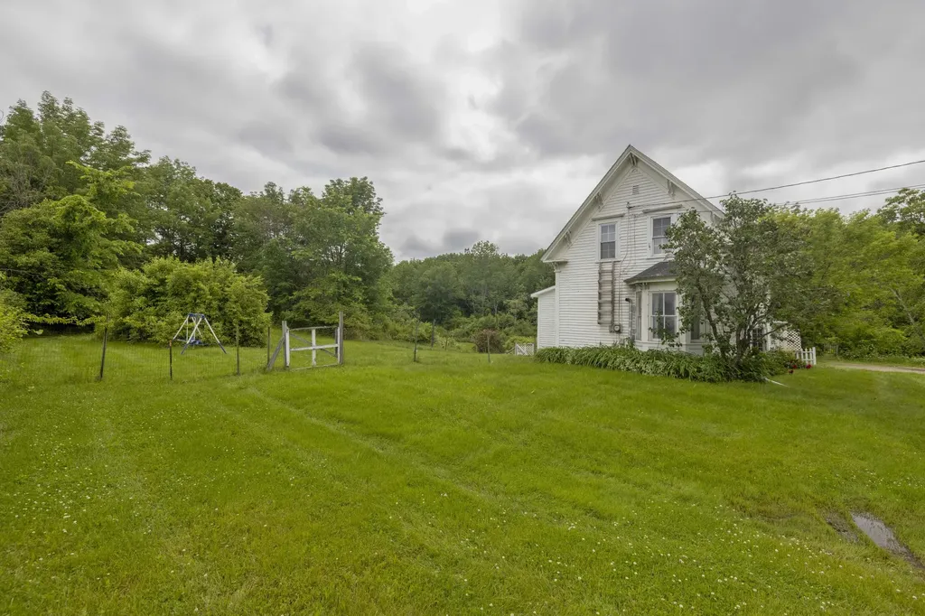 58 S Monmouth Road Monmouth ME 04259