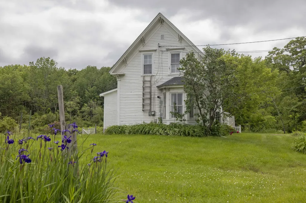 58 S Monmouth Road Monmouth ME 04259