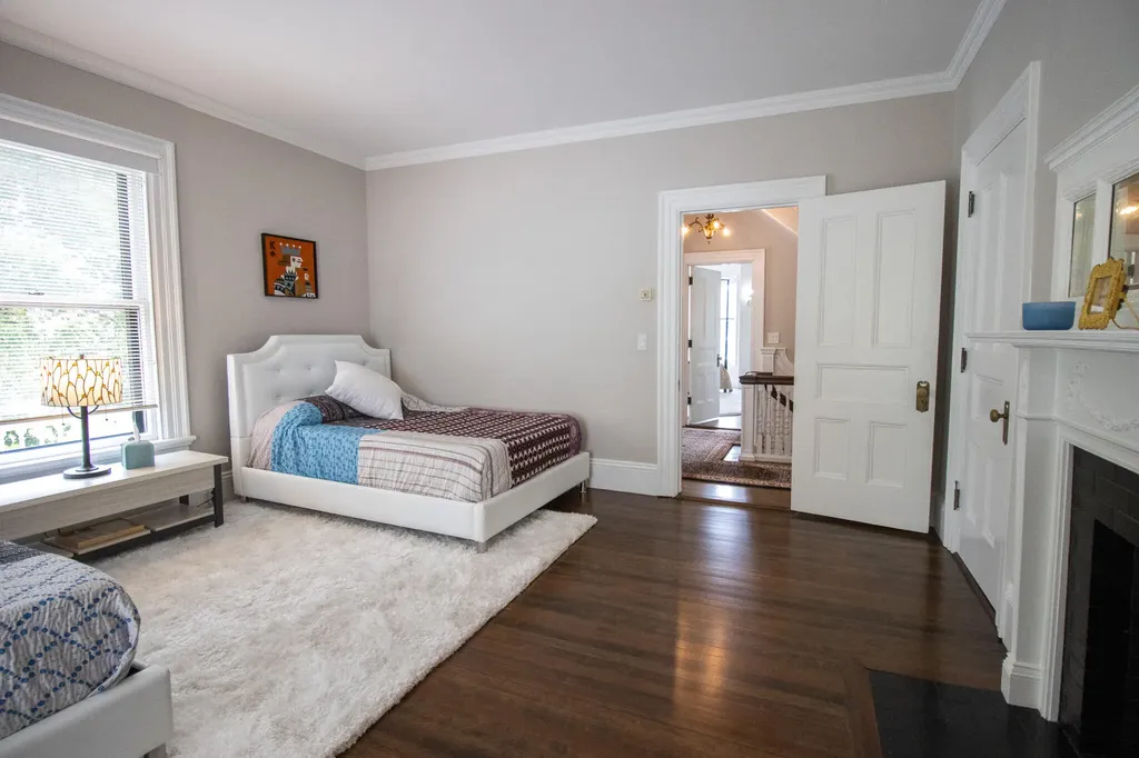 75 West Broadway Bangor ME 04401