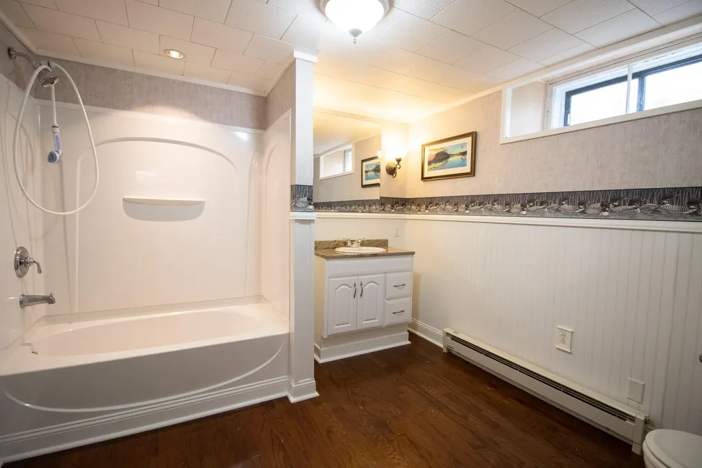 75 West Broadway Bangor ME 04401