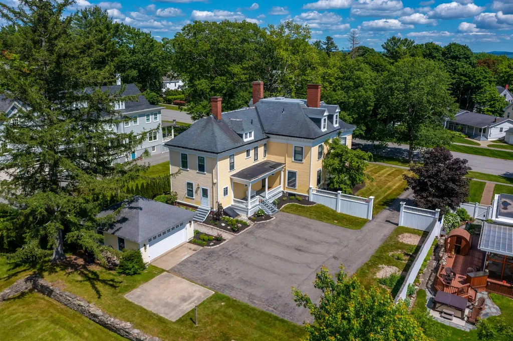 75 West Broadway Bangor ME 04401