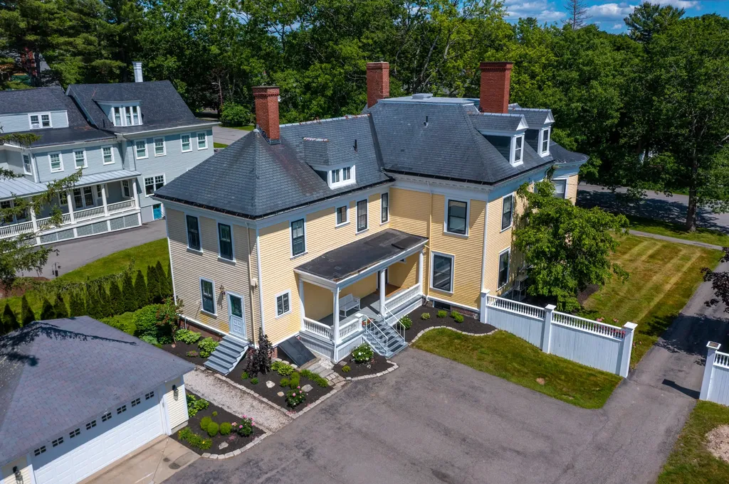 75 West Broadway Bangor ME 04401