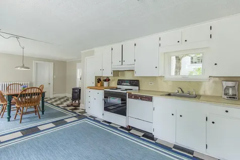 41 Harpswell Road Brunswick ME 04011