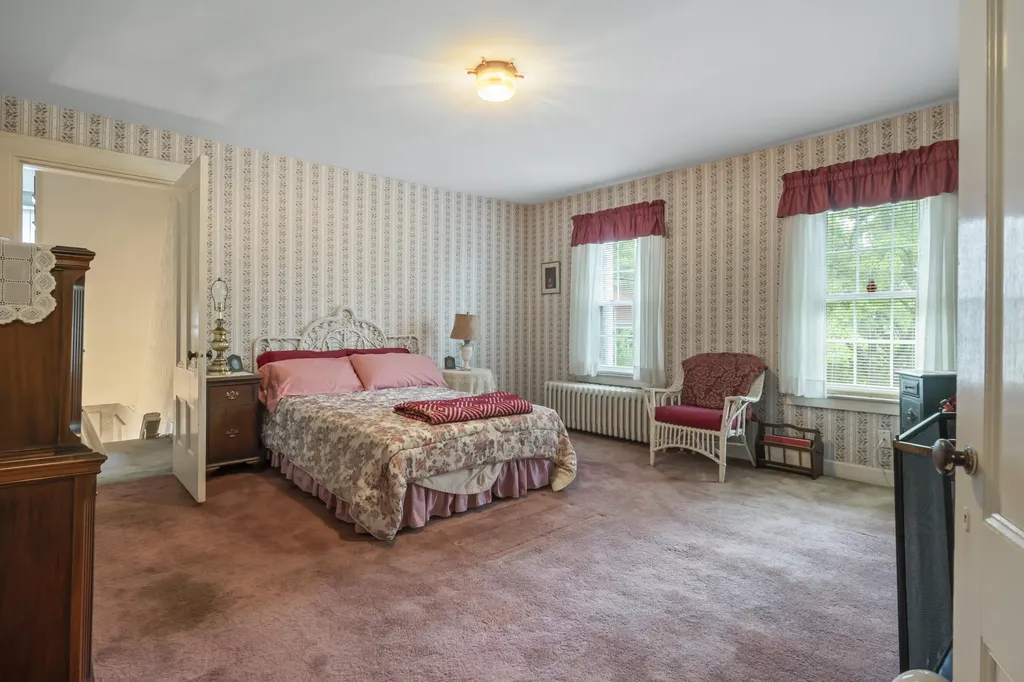 1162 High Street Bath ME 04530