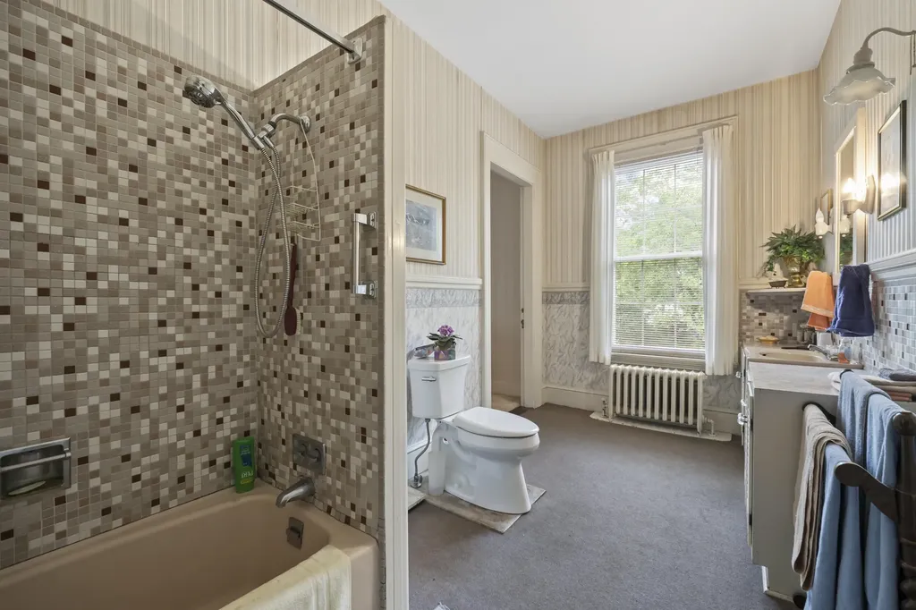 1162 High Street Bath ME 04530