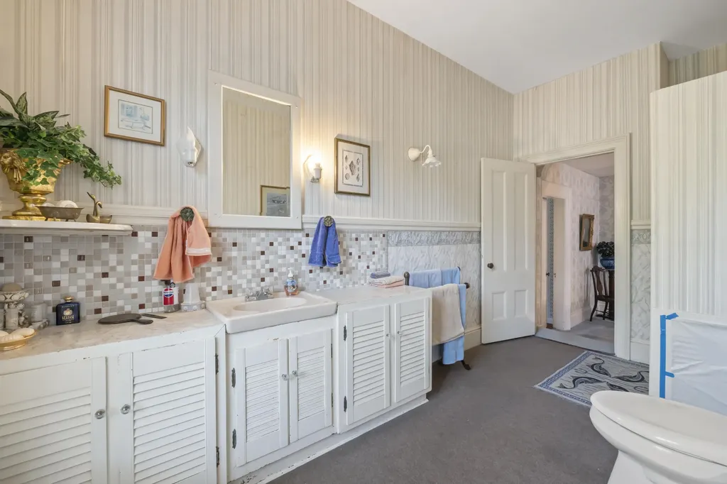 1162 High Street Bath ME 04530