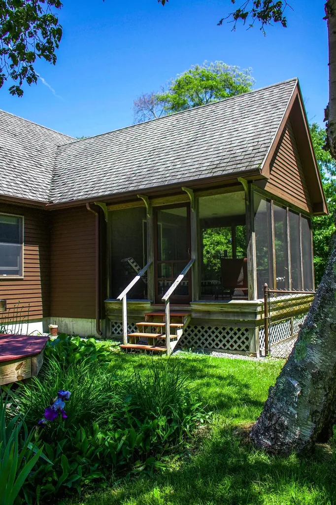 30 Stover's Point Road Harpswell ME 04079