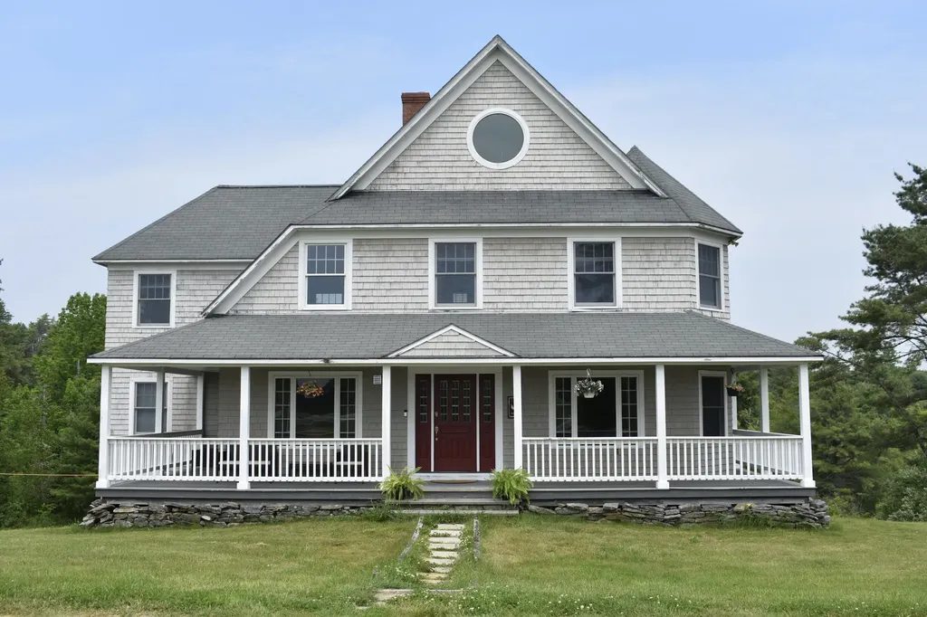 560 Pleasant Hill Road Brunswick ME 04011