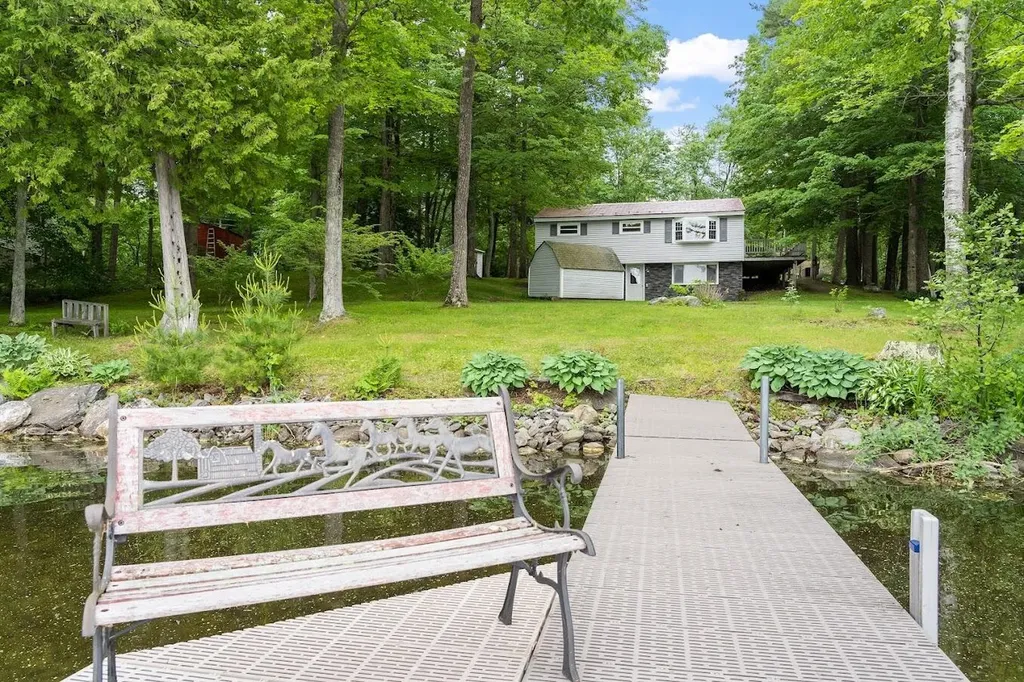 47 Harold Howell Way Winthrop ME 04364