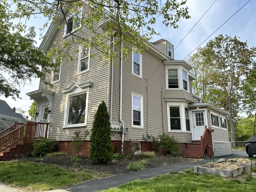 27 Brentwood Street Portland ME 04103