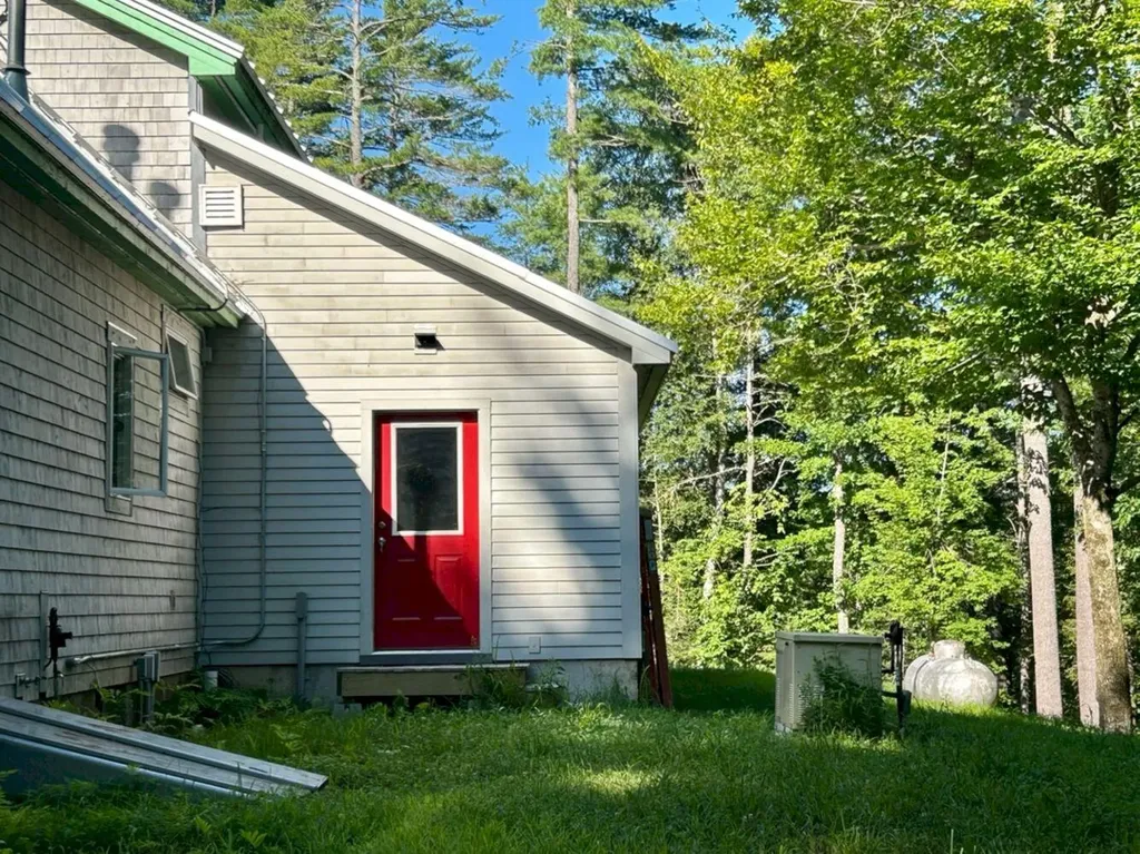110 Marquis Drive Chesterville ME 04938