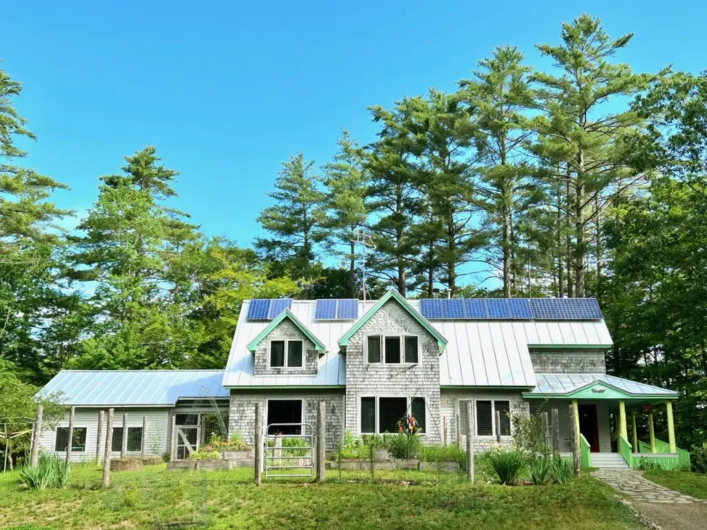 110 Marquis Drive Chesterville ME 04938