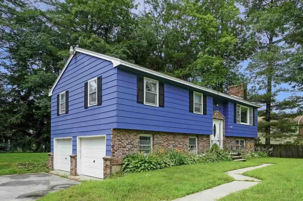 32 Merrymeeting Drive Topsham ME 04086
