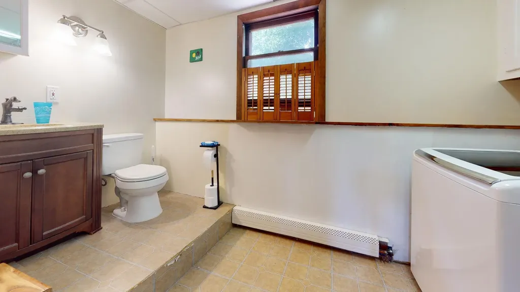 32 Merrymeeting Drive Topsham ME 04086