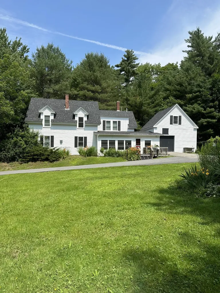 25 Bayview Avenue Ellsworth ME 04605