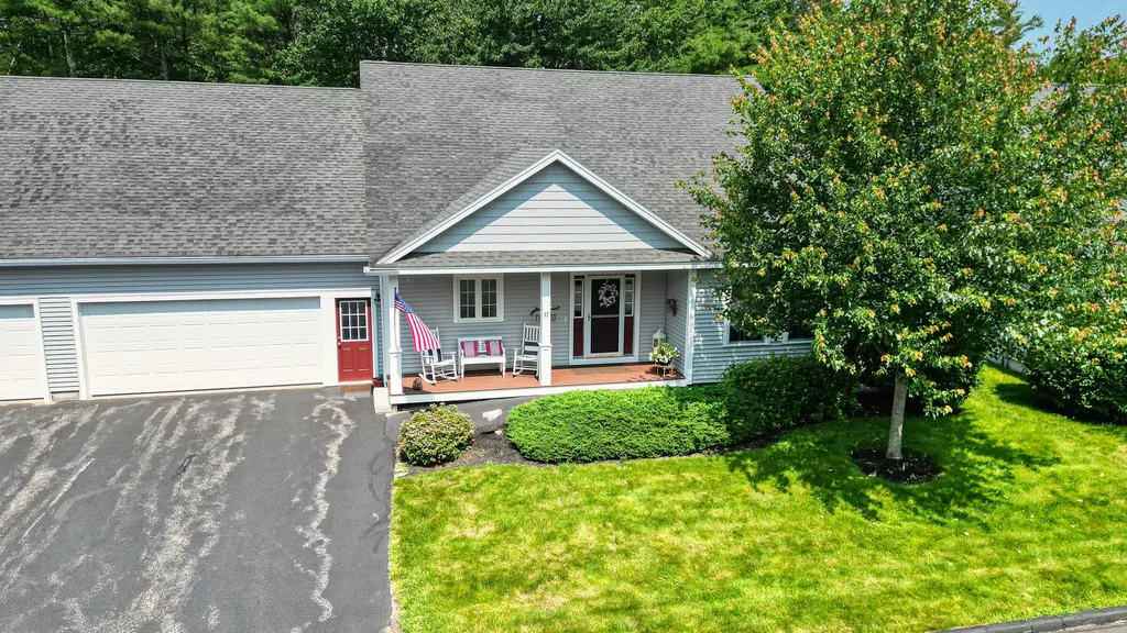 17 Mackworth Lane Cumberland ME 04110