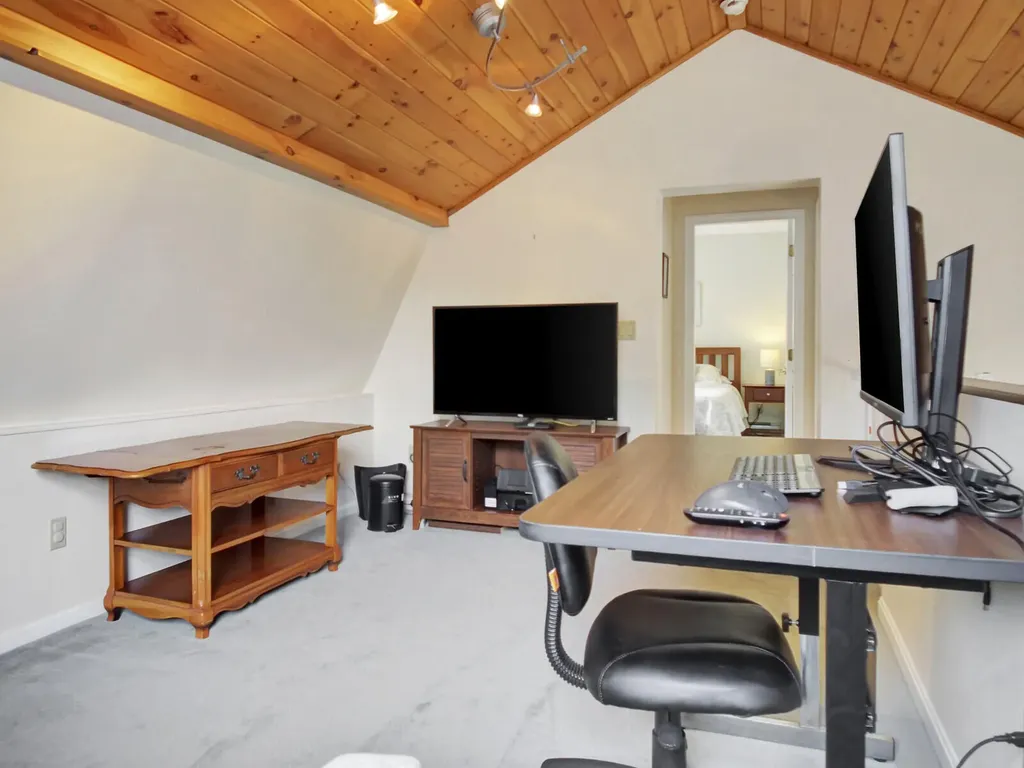 11 Summer Street South Thomaston ME 04858