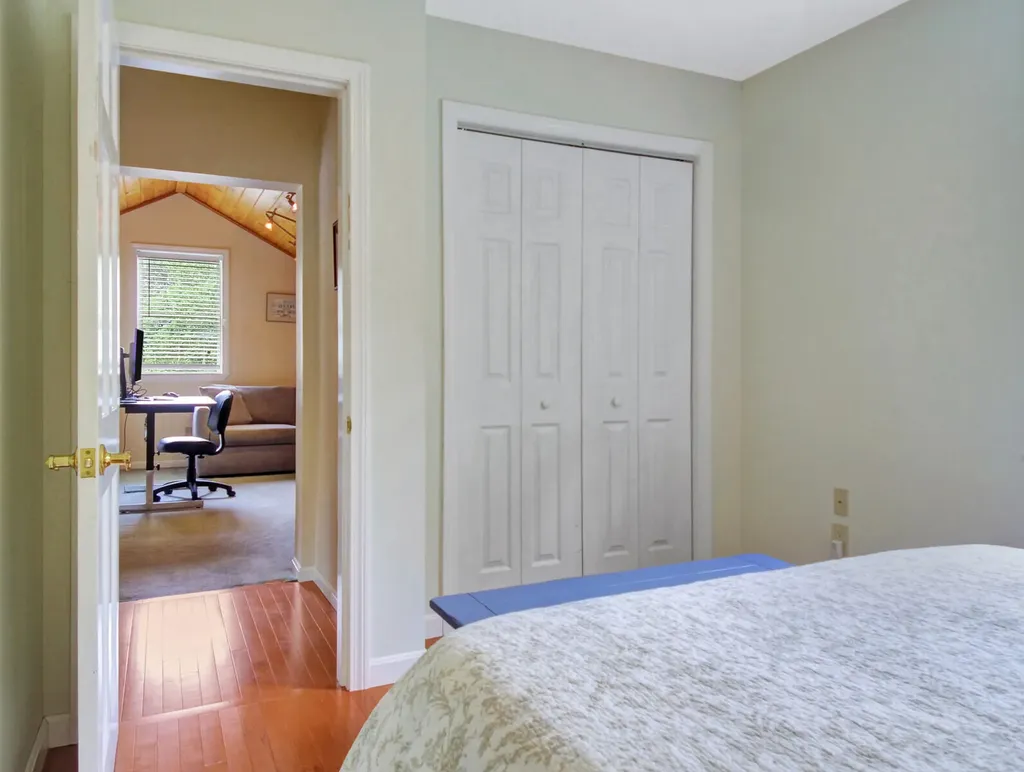 11 Summer Street South Thomaston ME 04858