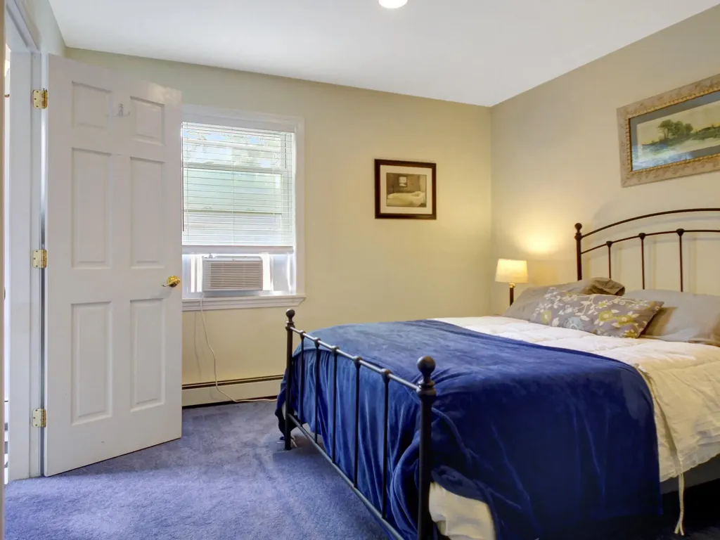 11 Summer Street South Thomaston ME 04858