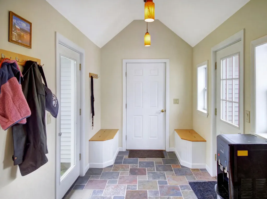 11 Summer Street South Thomaston ME 04858