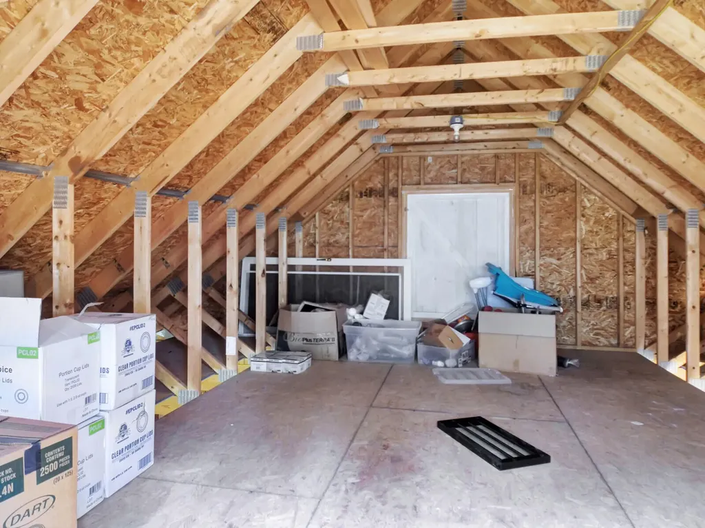 11 Summer Street South Thomaston ME 04858