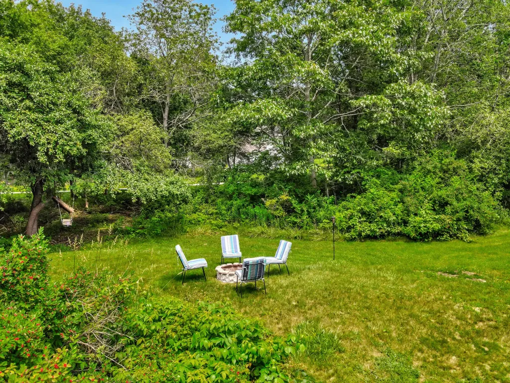 11 Summer Street South Thomaston ME 04858