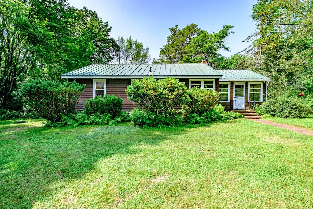 302 Roberts Ridge Road Waterboro ME 04030