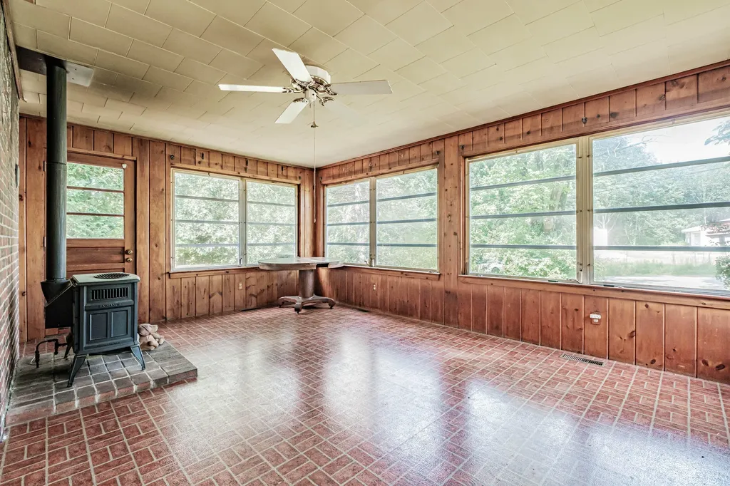302 Roberts Ridge Road Waterboro ME 04030