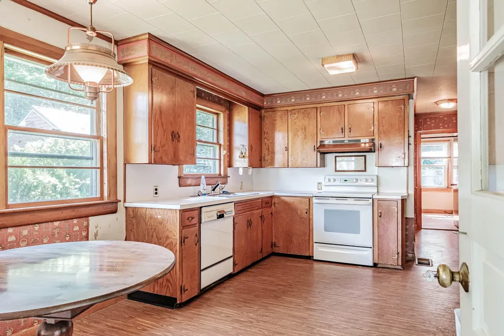 302 Roberts Ridge Road Waterboro ME 04030