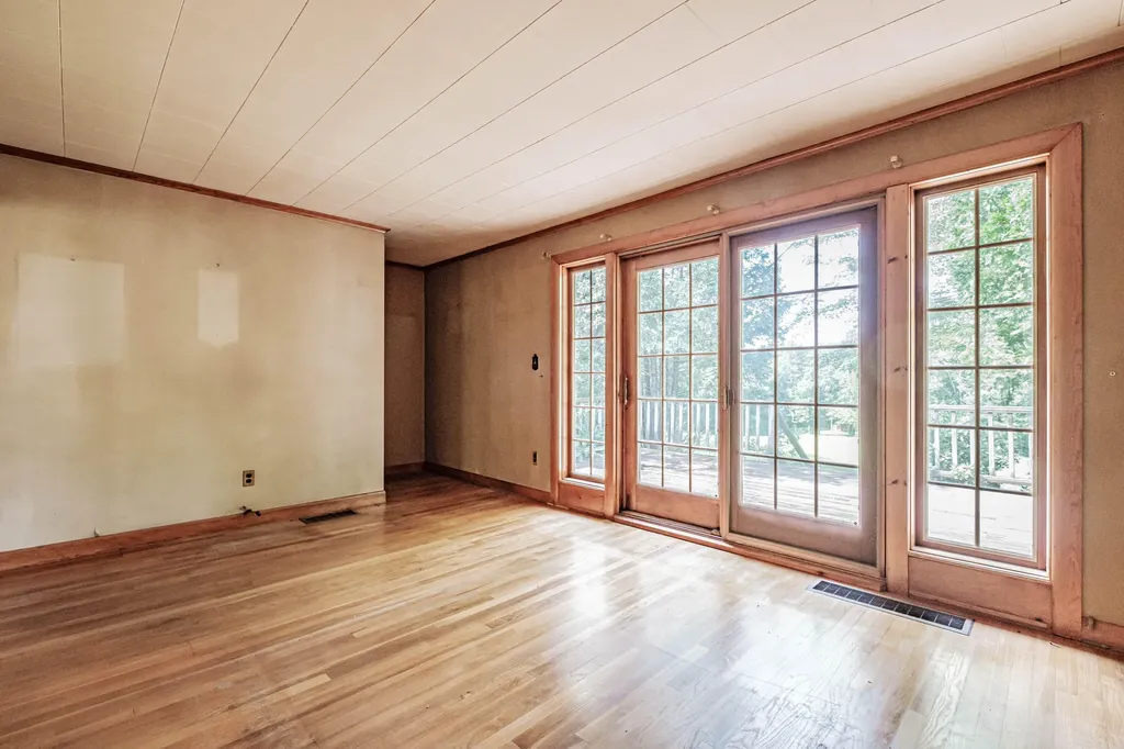 302 Roberts Ridge Road Waterboro ME 04030