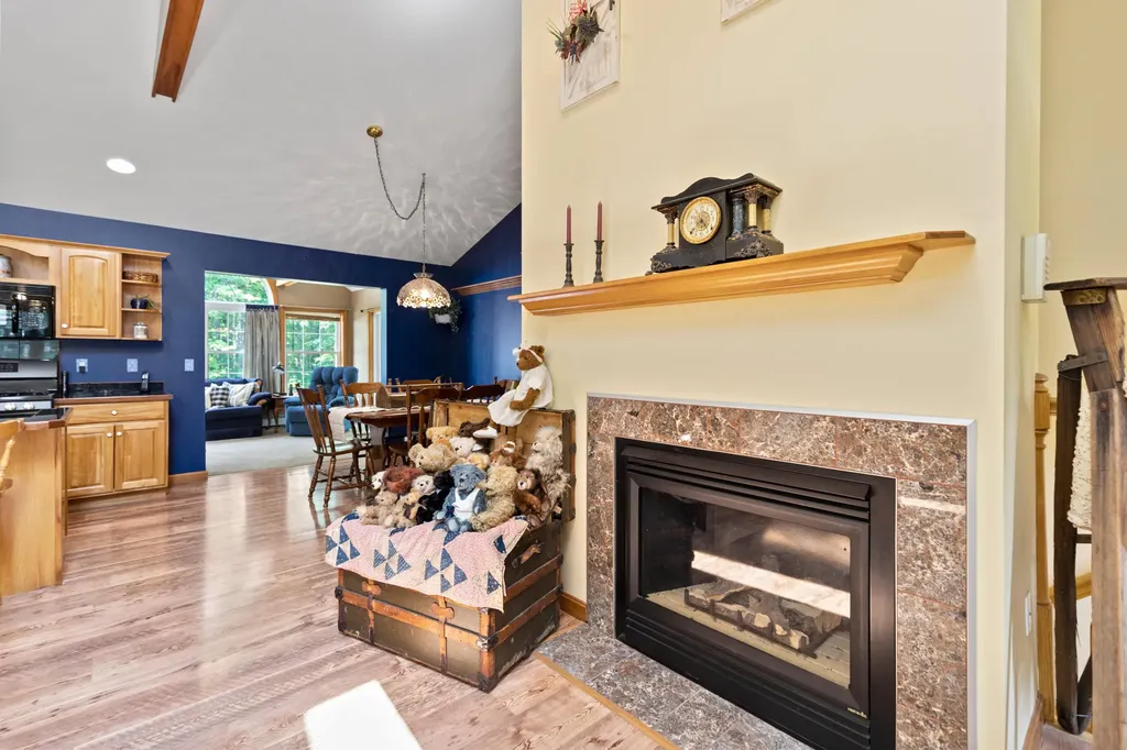 4 Ambrose Circle Gray ME 04039