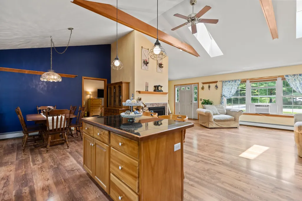 4 Ambrose Circle Gray ME 04039