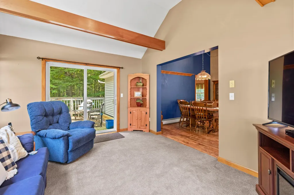 4 Ambrose Circle Gray ME 04039