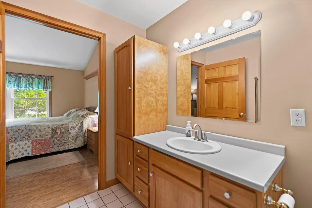 4 Ambrose Circle Gray ME 04039