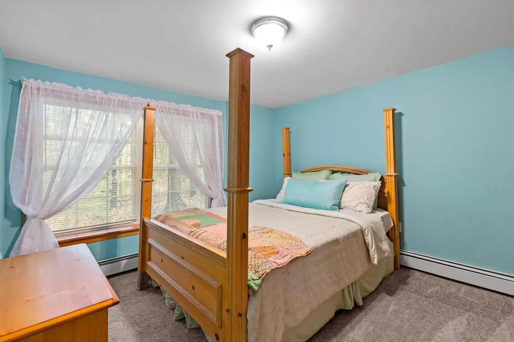 4 Ambrose Circle Gray ME 04039