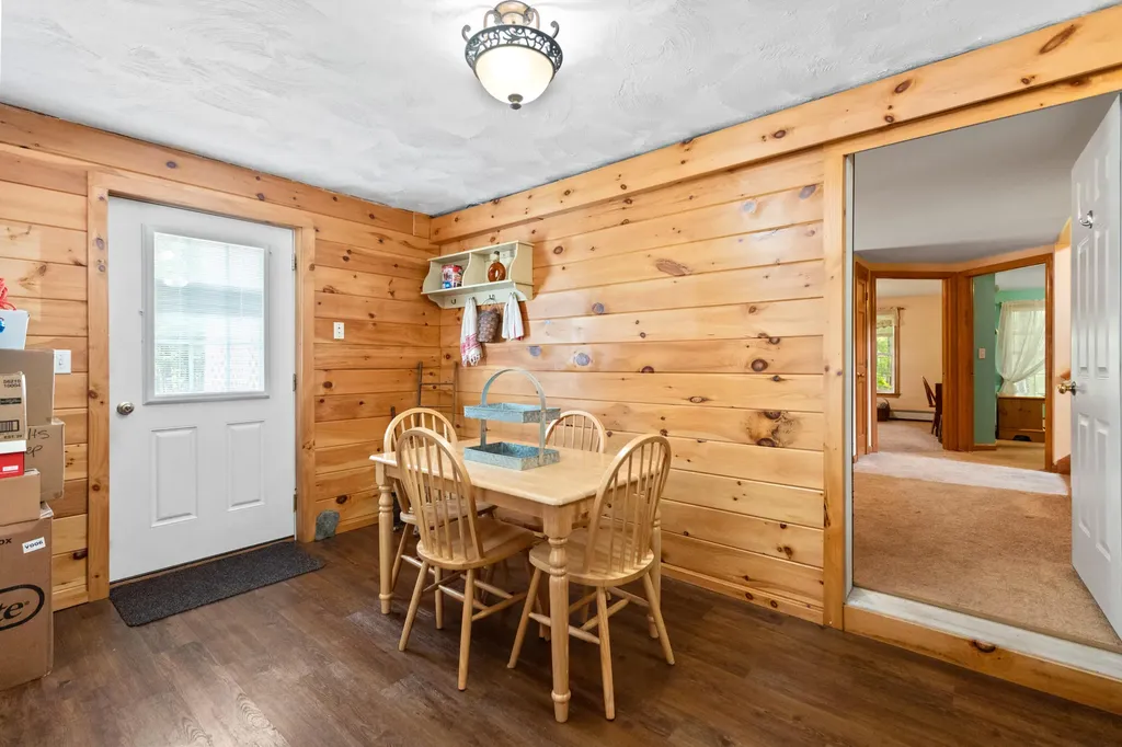4 Ambrose Circle Gray ME 04039