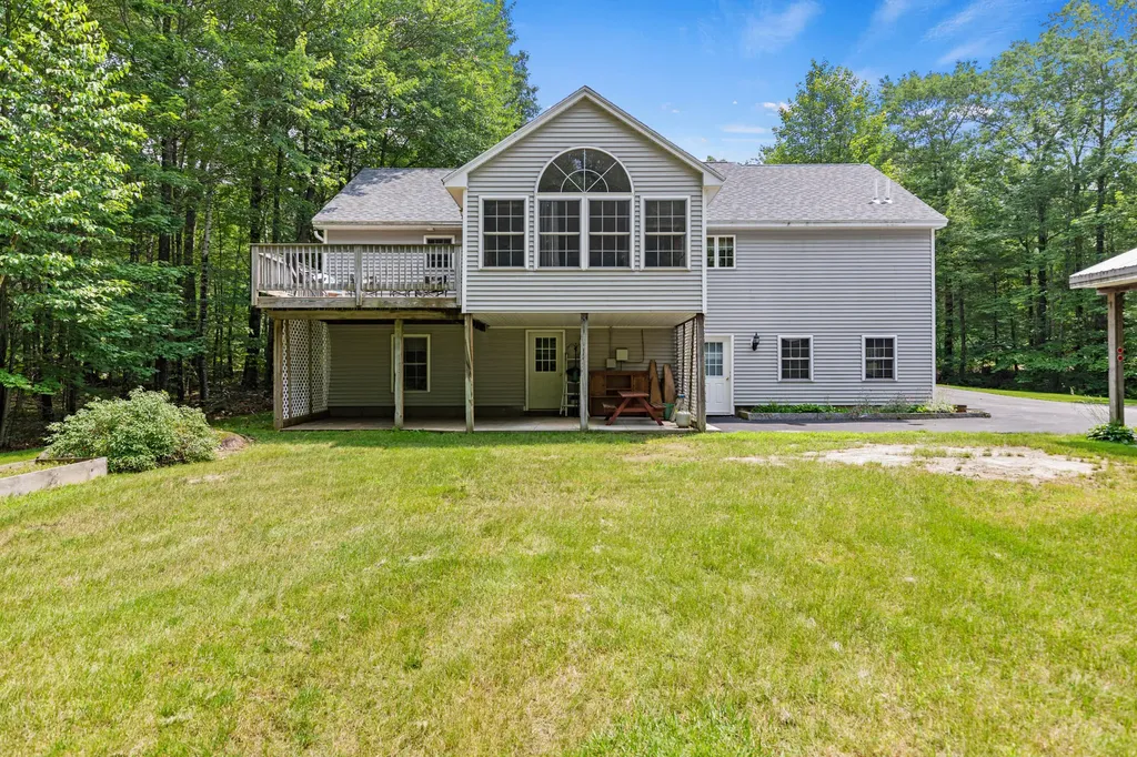 4 Ambrose Circle Gray ME 04039