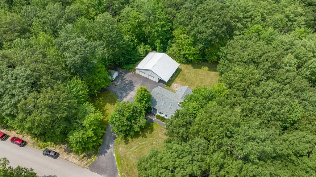 4 Ambrose Circle Gray ME 04039