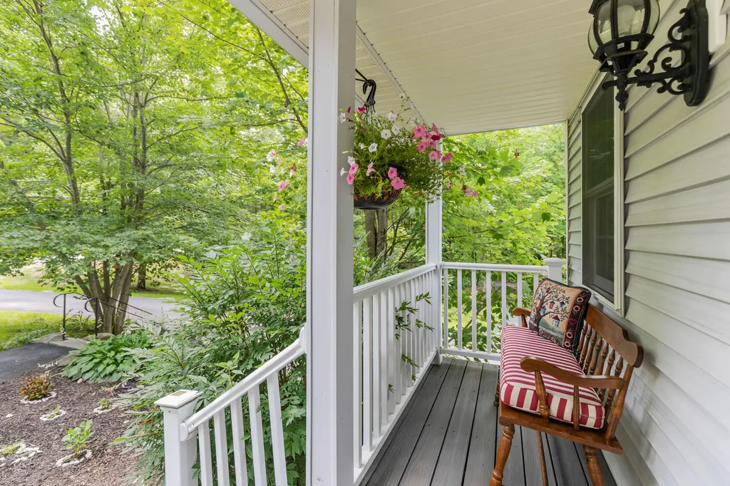 4 Ambrose Circle Gray ME 04039