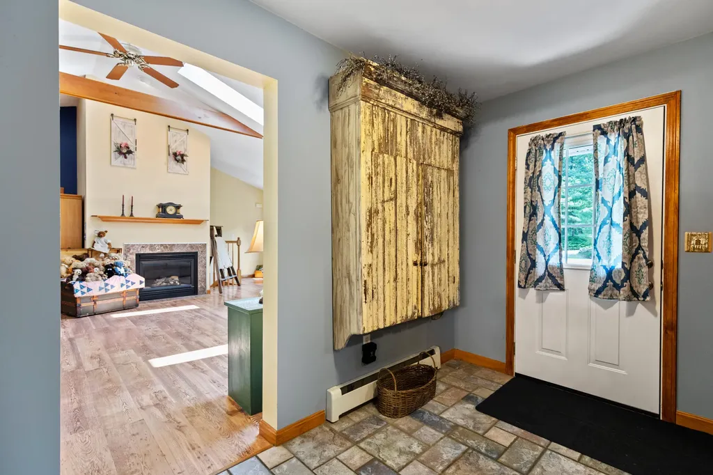 4 Ambrose Circle Gray ME 04039