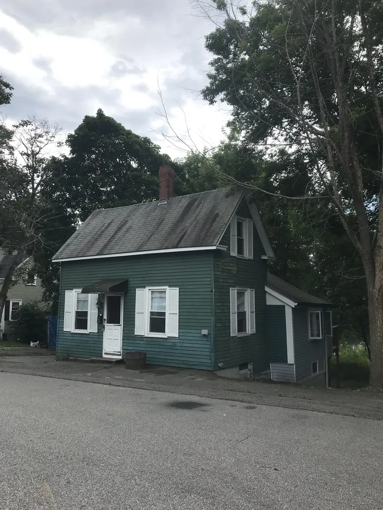 28 River Street Westbrook ME 04092