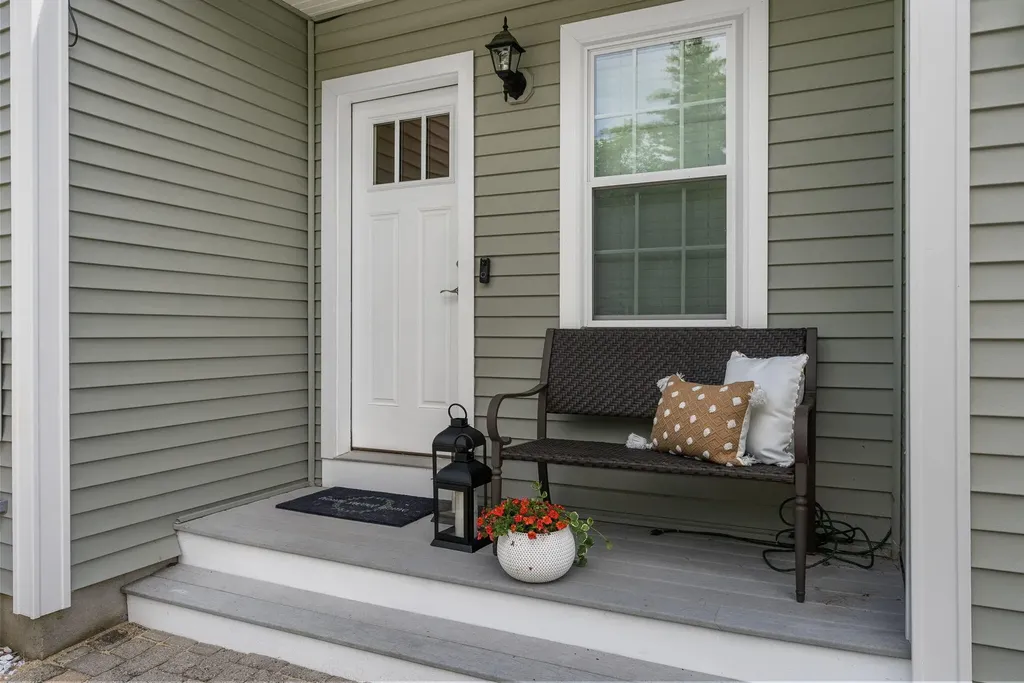 17 Basket Lane Portland ME 04103