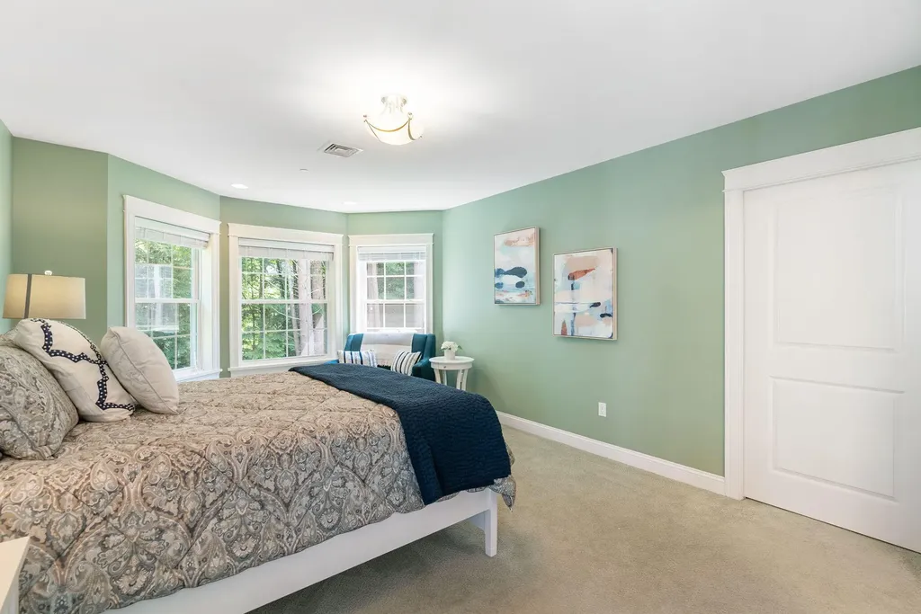 17 Basket Lane Portland ME 04103
