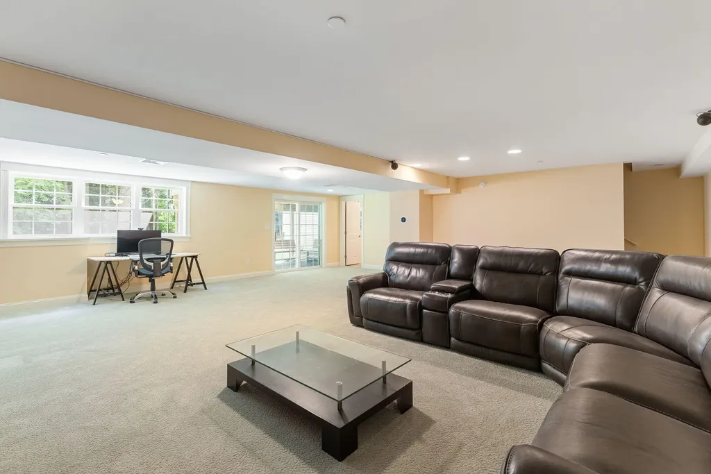 17 Basket Lane Portland ME 04103