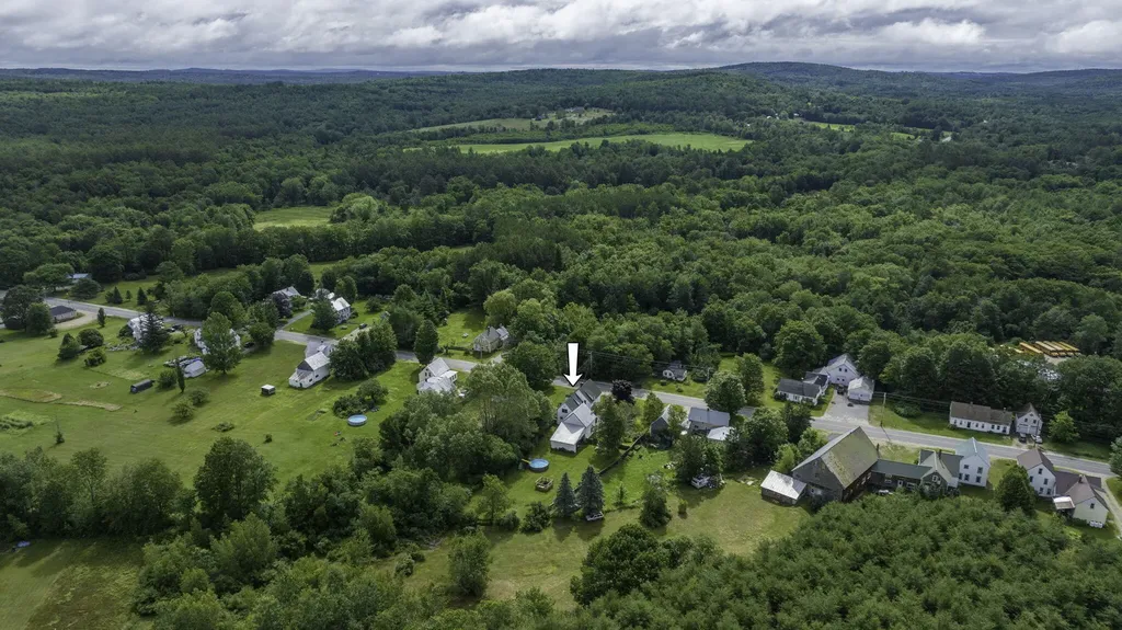 58 Morrill Street Buckfield ME 04220
